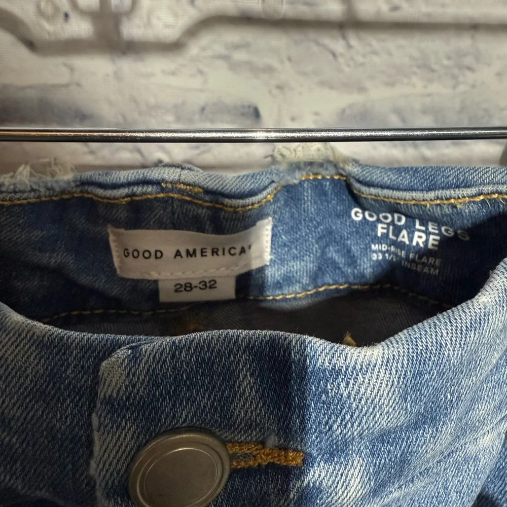 Good American Good Legs Flare Wide Leg Jeans, Mid Rise, Size 28-32 - Picture 4 of 7